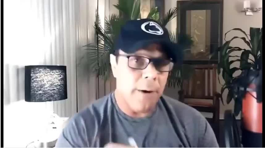 Revolution radio